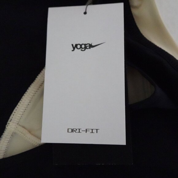 NWT Nike Black and Cream Tank Top - Picture 7 of 9